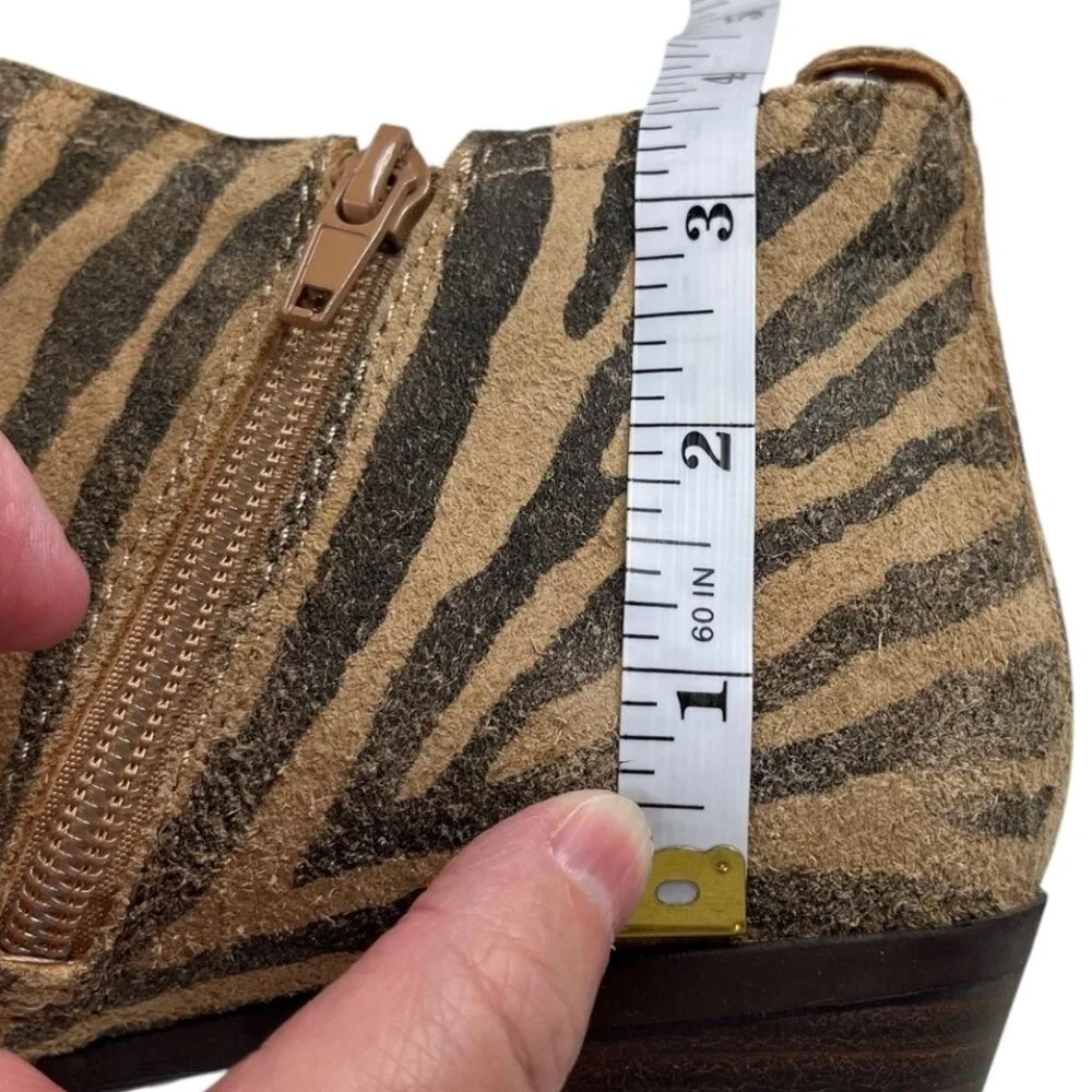 Lucky Brand Bimare Distressed by Design Suede Ankle Bootie Tiger Print Size 8.5W